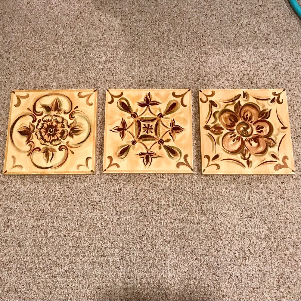 Southern Living Allegria Wall Hangings